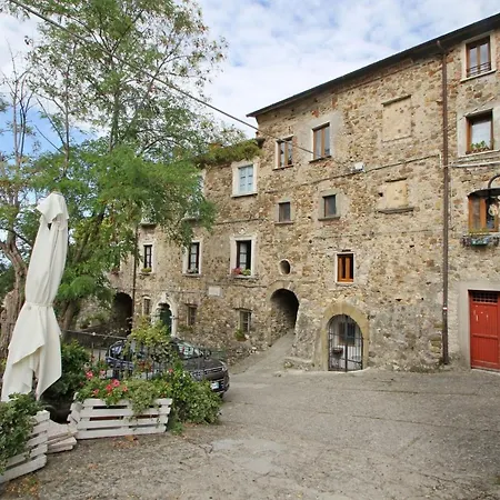 Castelletto شقة